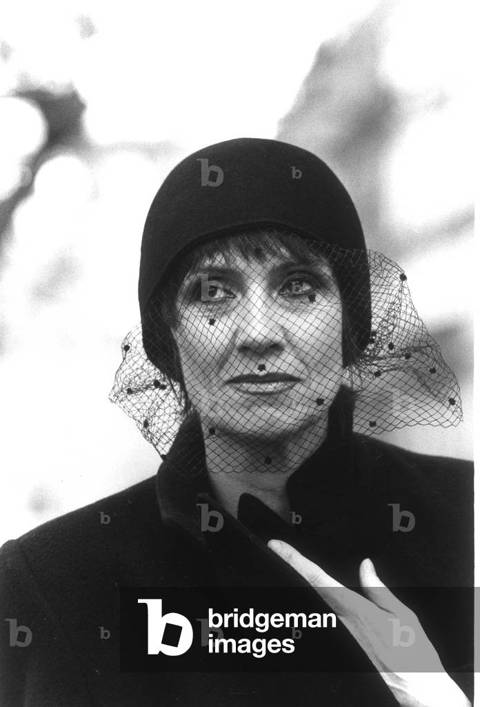 Annie The BROWN 1994