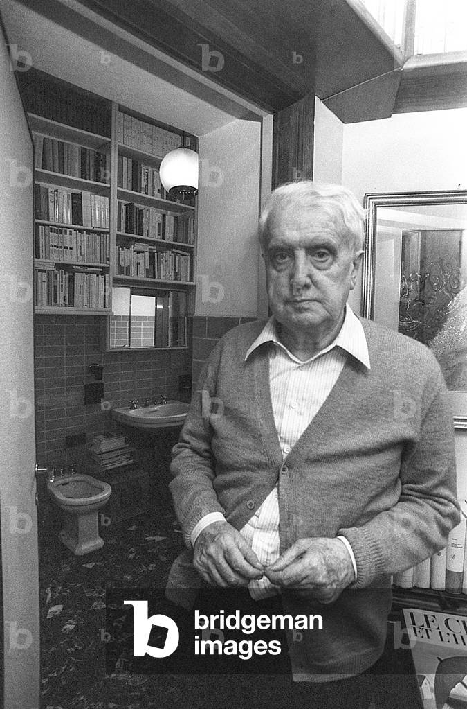 Milan, 1980. Italian literary critic Carlo Bo in his home/Milano, 1980. Il critico letterario Carlo Bo nella sua casa -