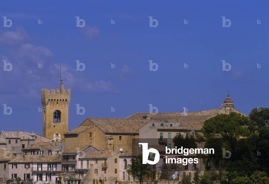 View of Recanati, birthplace of Italian poet Giacomo Leopardi (photo)