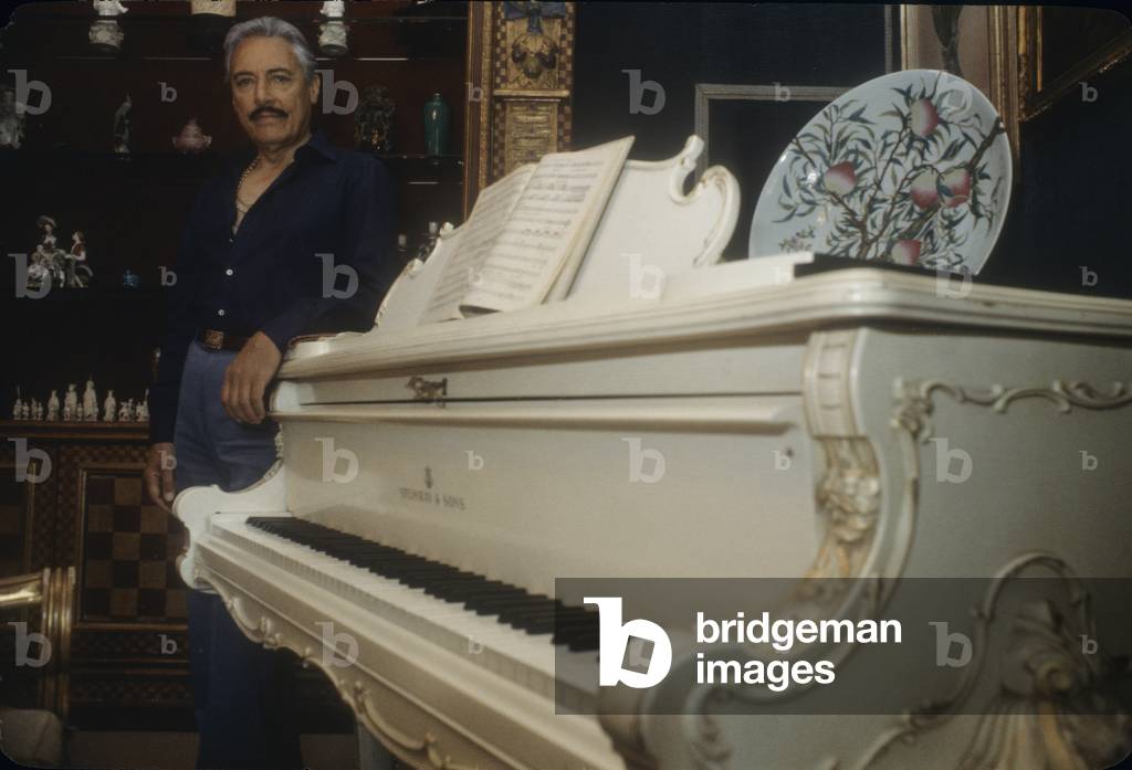 Mario del Monaco in His House (1979) Mario Del Monaco