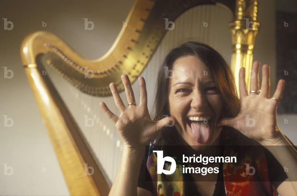 Milan, 1999 Italian harpist Cecilia Chailly/Milano, 1999 Arpista Cecilia Chailly-