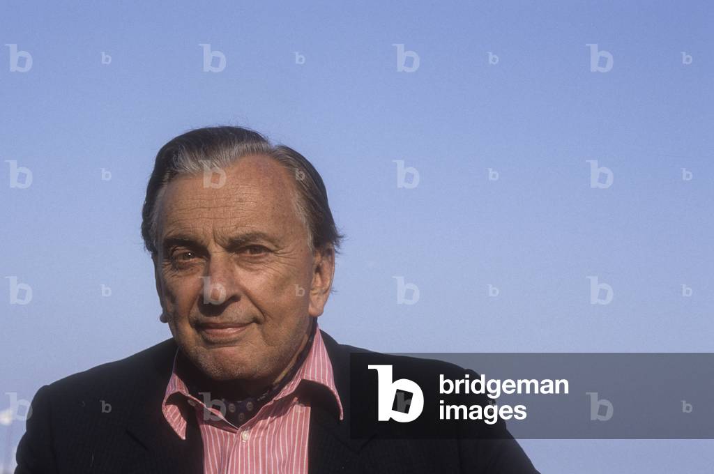 Venice Lido; Venice Film Festival 1990. American writer Gore Vidal, president of the jury/Lido di Venezia, Mostra del Cinema di Venezia 1990. Lo scrittore Gore Vidal, presidente della giuria -