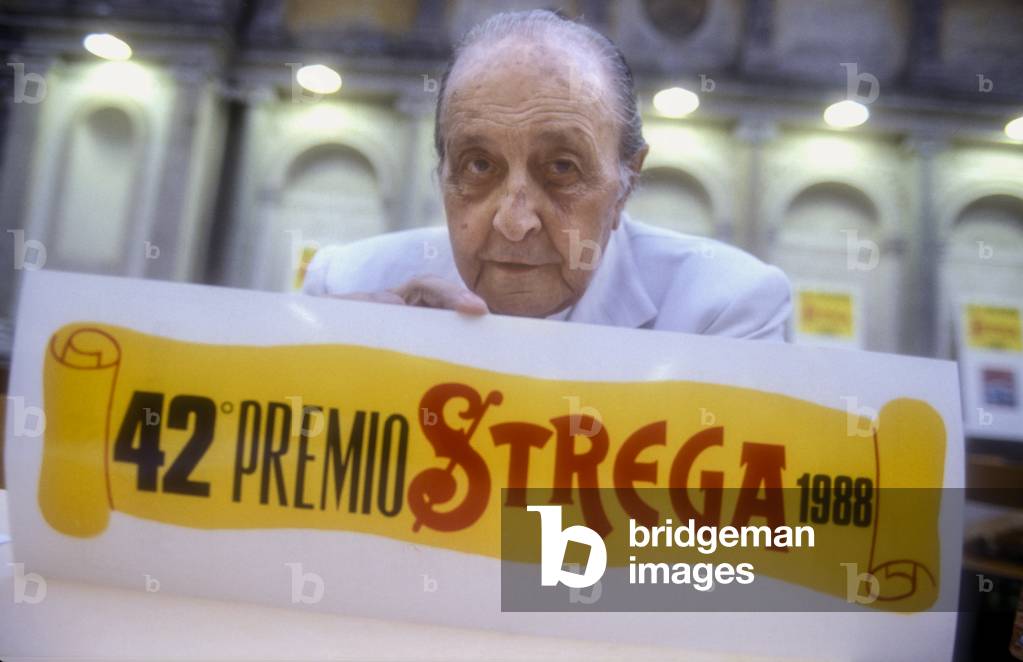 Rome, Ninfeo di Valle Giulia, 1988. Italian actor and entrepreneur manufacturer of the Strega liquor Guido Alberti, founder with Maria Bellonci of the Strega Literary Award (photo)