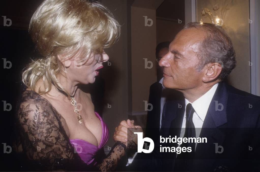 Venice Film Festival 1989. Italian actress Sandra Milo and politician Enrico Manca, President of RAI, the Italian public television (photo)