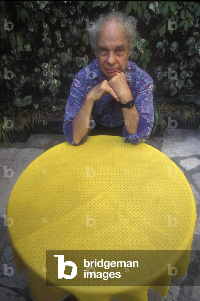 Venice, 1995. American choreographer Merce Cunningham, in Venice to receive the Golden Lion Award for Lifetime Achievement by Dance Venice Biennale/Venezia, 1995. Il coreografo Merce Cunningham, a Venezia per ricevere il Leone d'oro alla carriera dalla Biennale Danza -