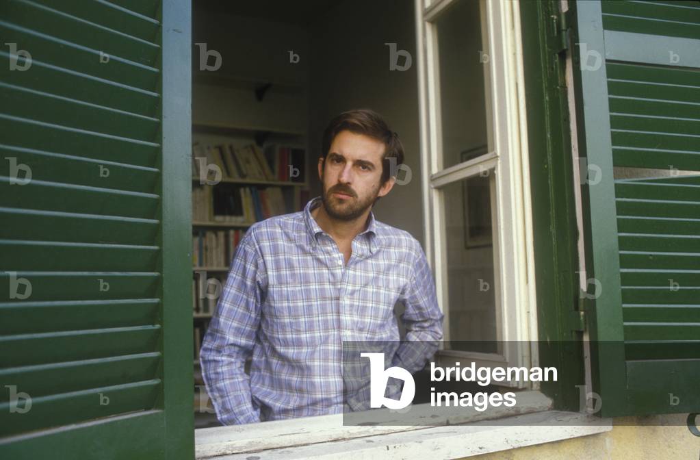 Nanni Moretti in his house (1985)