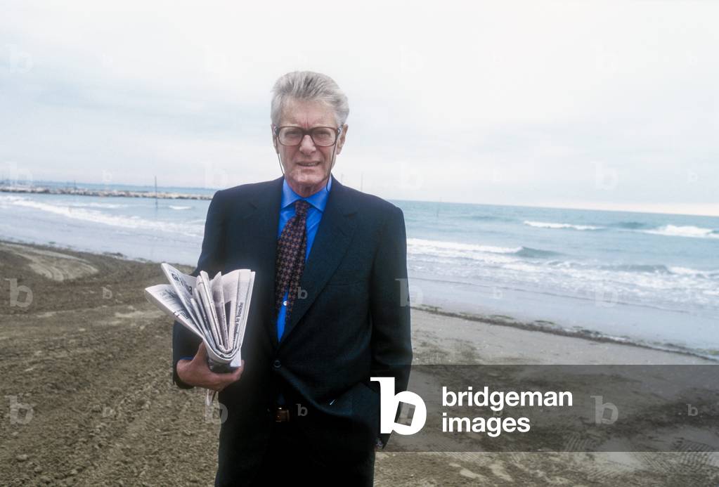 Venice Lido, 1995. Italian publisher C arlo Caracciolo (photo)
