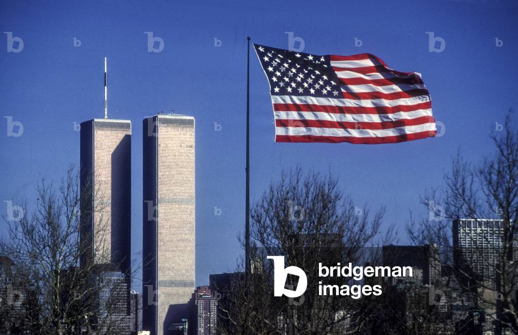 New York, 1989, Twins Towers and American flag