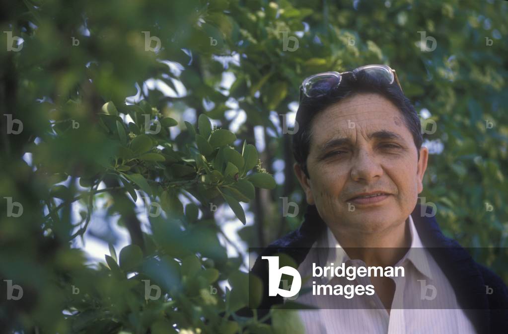 Italian writer Salvatore Mannuzzu, 1989 (photo)