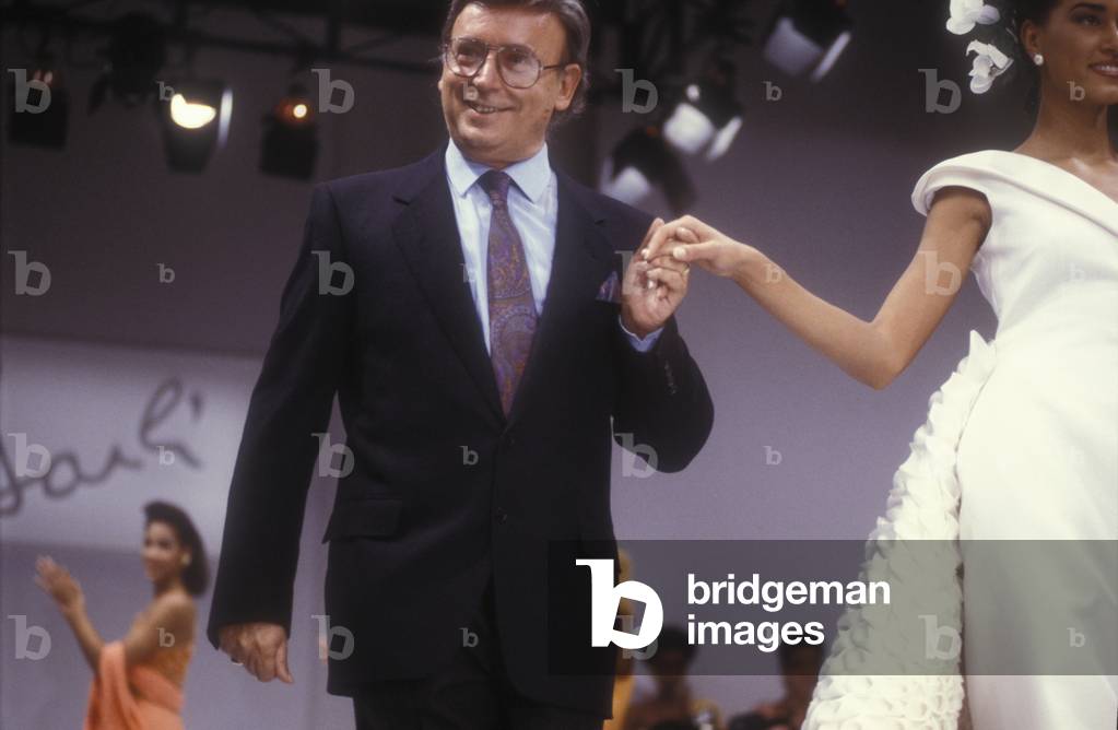 Milan, 1988. Italian fashion designer Fausto Sarli during a fashion show (photo)