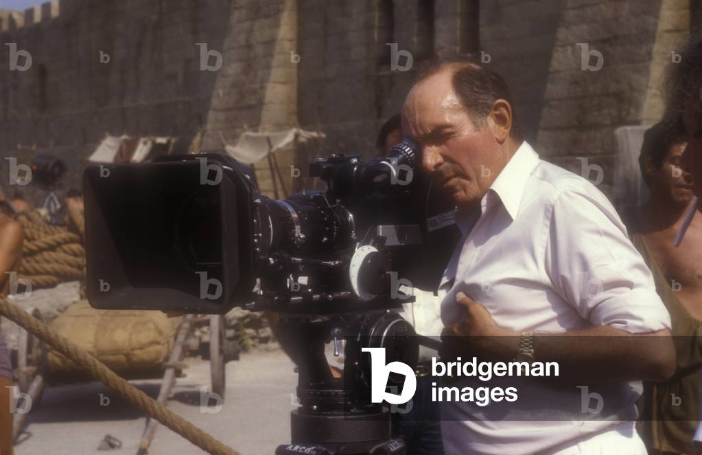 Rome, Cinecittà Studios, 1984. British director Peter Hunt during the shooting of the TV movie 