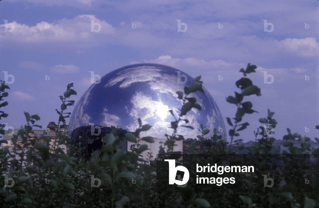 Paris, Parc de la Villette, 1989. La Geode