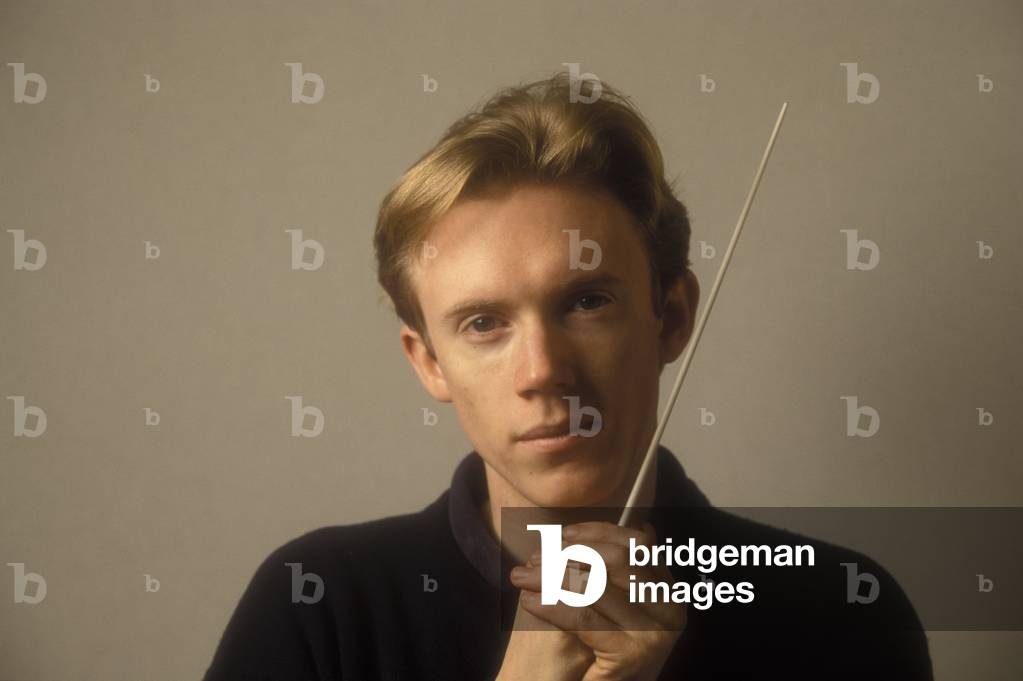 Milan, Piccolo Theater, 1999. British conductor Daniel Harding/Milano, Piccolo Teatro, 1999. He orchestra direttore Daniel Harding -