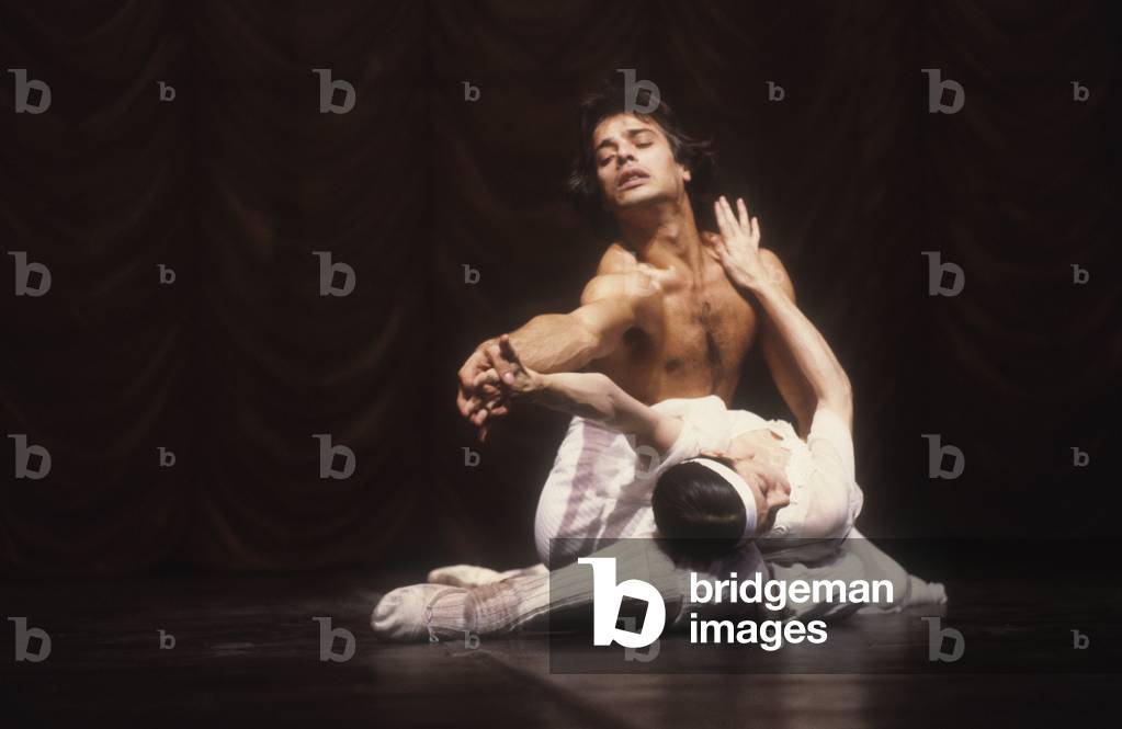 Ballet dancers Carla Fracci and Gheorghe Iancu performing (1983) (photo)