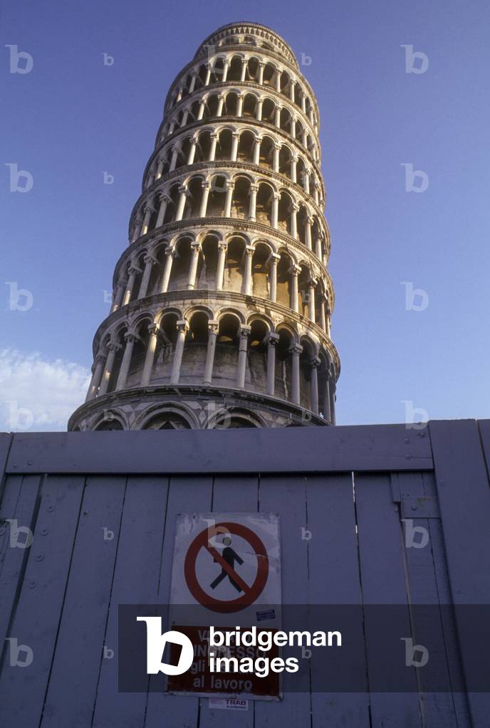 Reinforcement works of the Pisa leaning tower, 1993