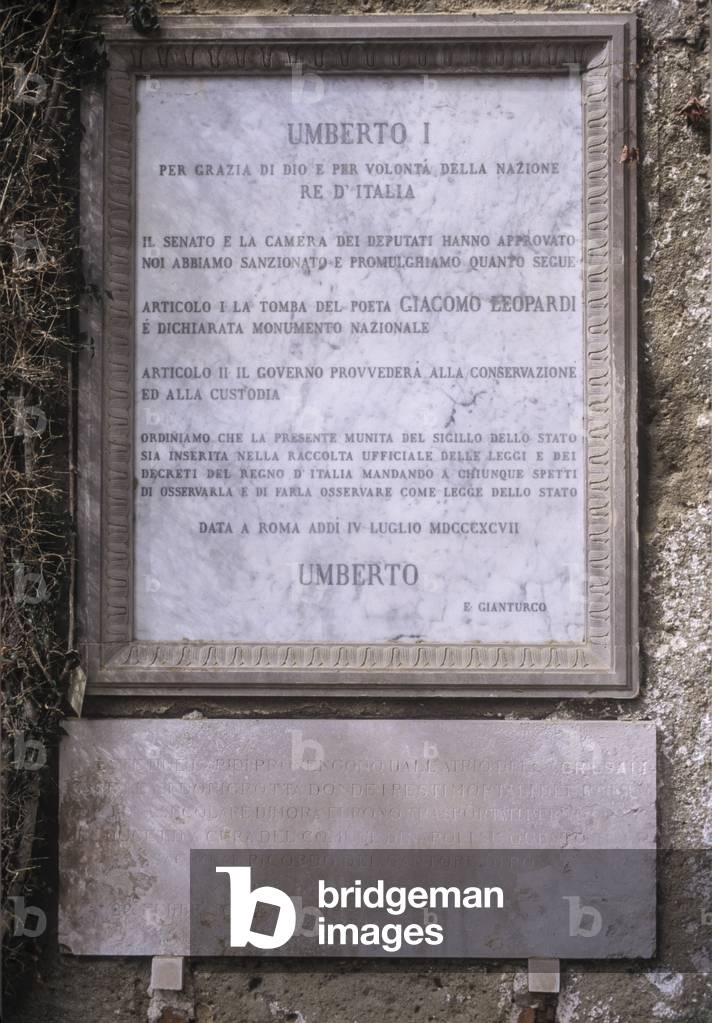 Plaque beside tomb of Giacomo Leopardi in the Parco Vergiliano at Piedigrotta, Naples, declaring it a national monument by decision of King Umberto I of Savoy (1897) (photo)