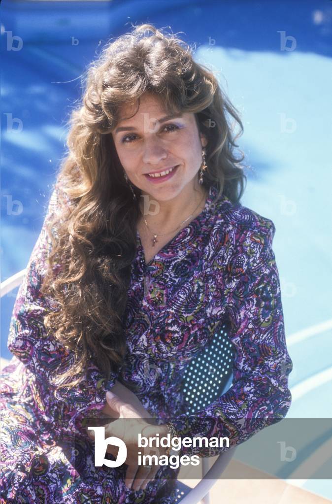 Toronto, 1990. American country-pop singer Nicolette Larson (photo)