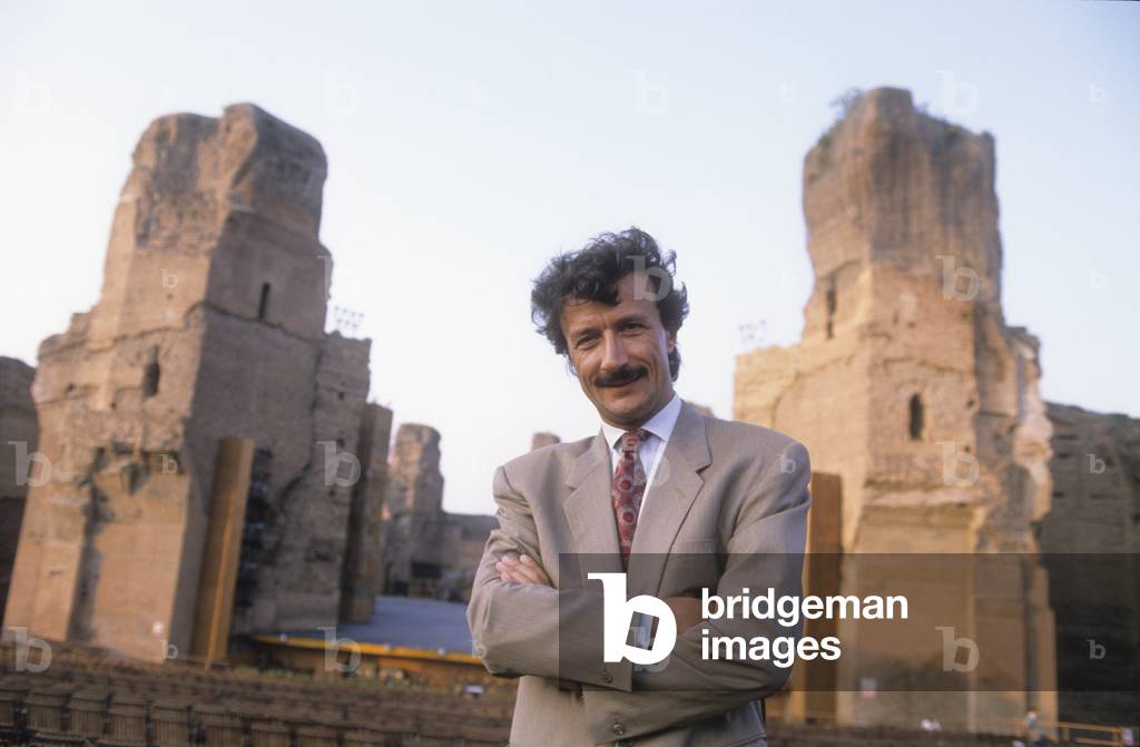 Rome, 1989. Theater manager Ferdinando Pinto at Baths of Caracalla (photo)