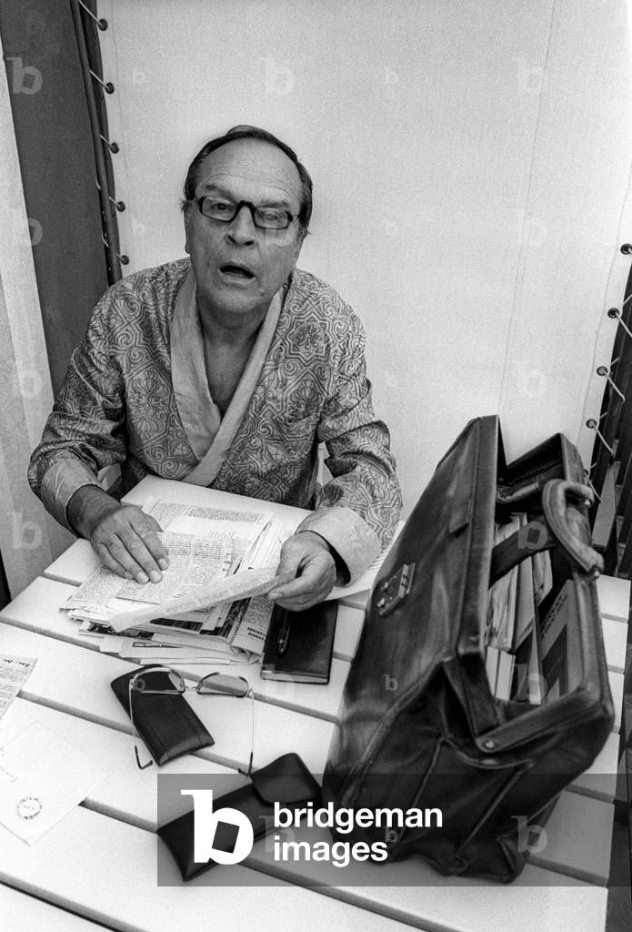 Venice Lido, Venice Film Festival 1981. Italian journalist, art critic and politician Antonello Trombadori in his hotel room (photo)