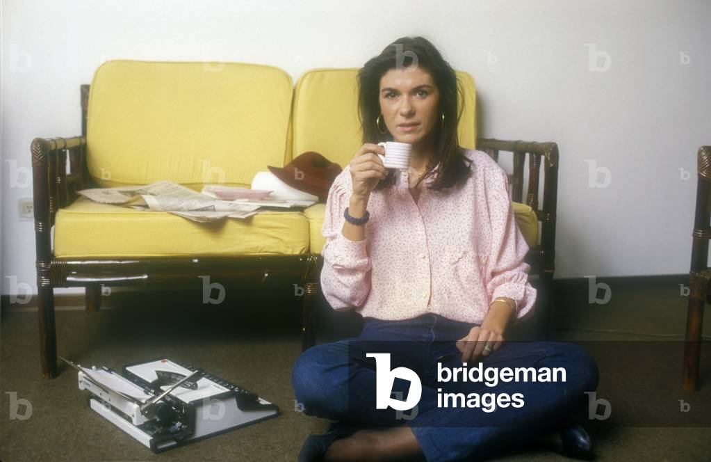 Italian journalist Bianca Berlinguer, about 1988 (photo)