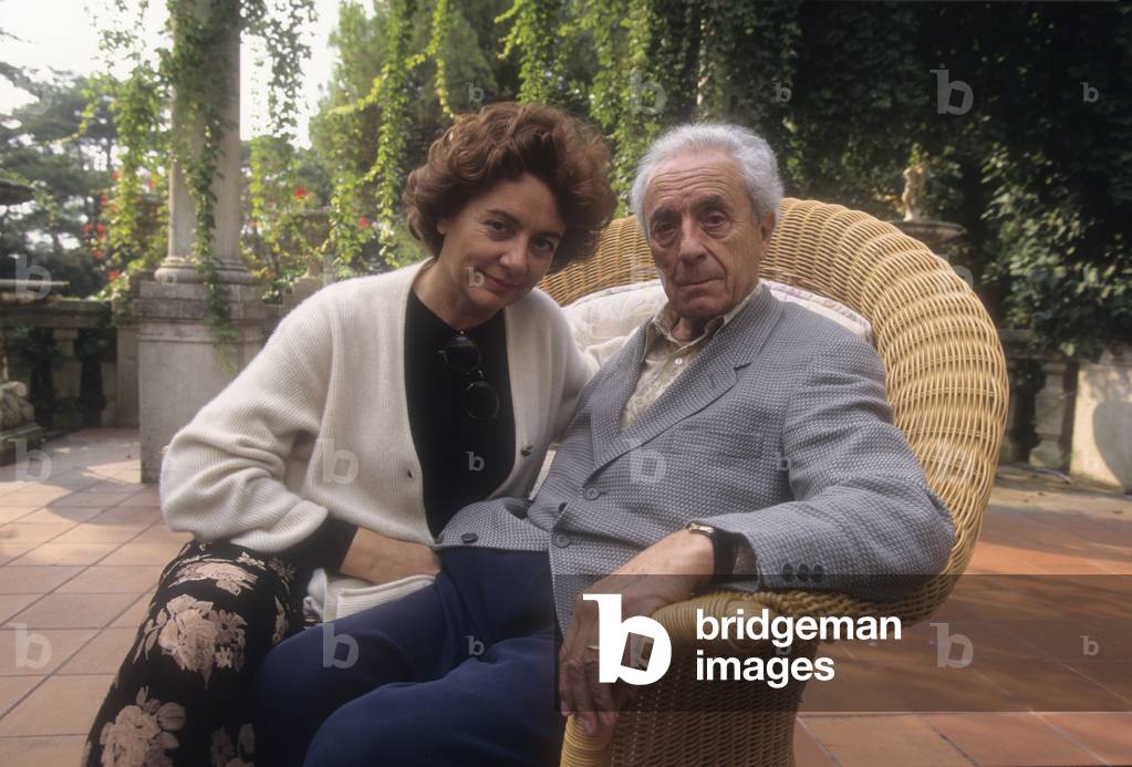 Venice Film Festival, 1995. Italian movie director Michelangelo Antonioni and his wife Enrica Fico (photo)