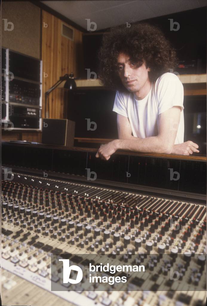 Rome, 1983. italian singer.songwriter Angelo Branduardi (photo)