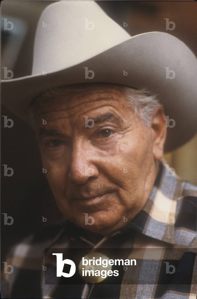 Milan, about 1985. Italian cartoonist Gianluigi Bonelli author of the character Tex Willer/Milano, 1985 circa. Il disegnatore di fumetti Gianluigi Bonelli, autore di Tex Willer -