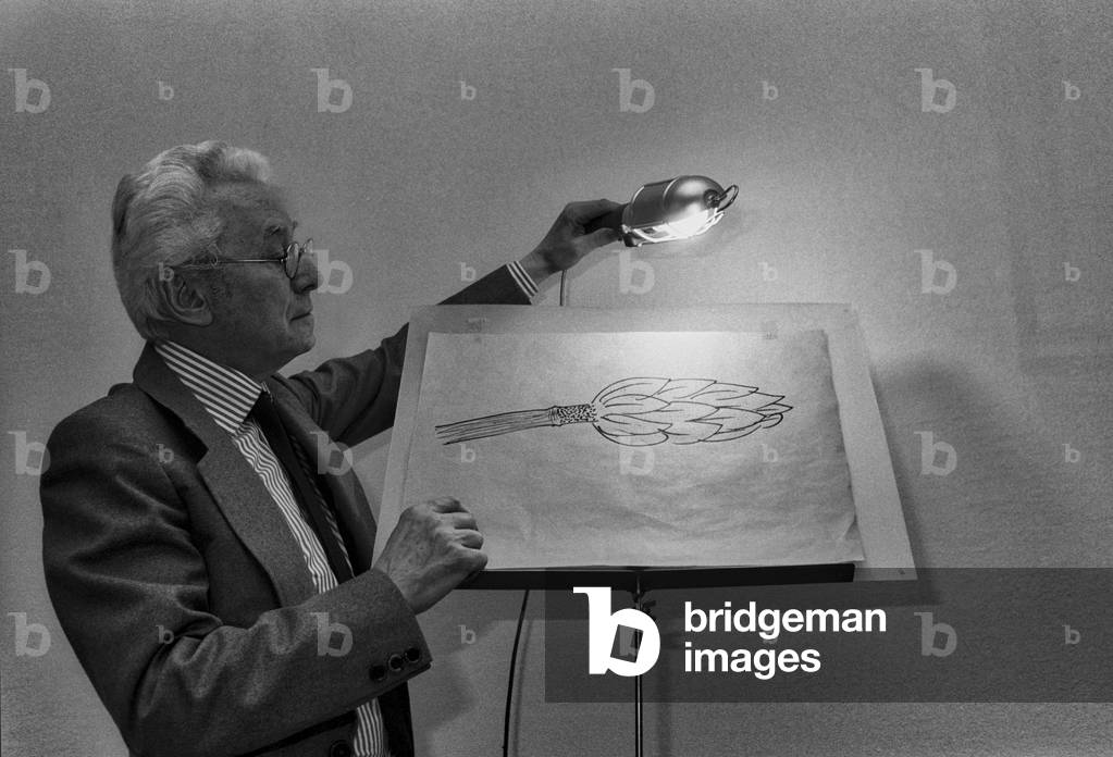 Bruno Munari, 1982 (b/w photo)