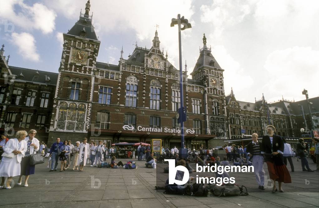 AMSTERDAM Central Station