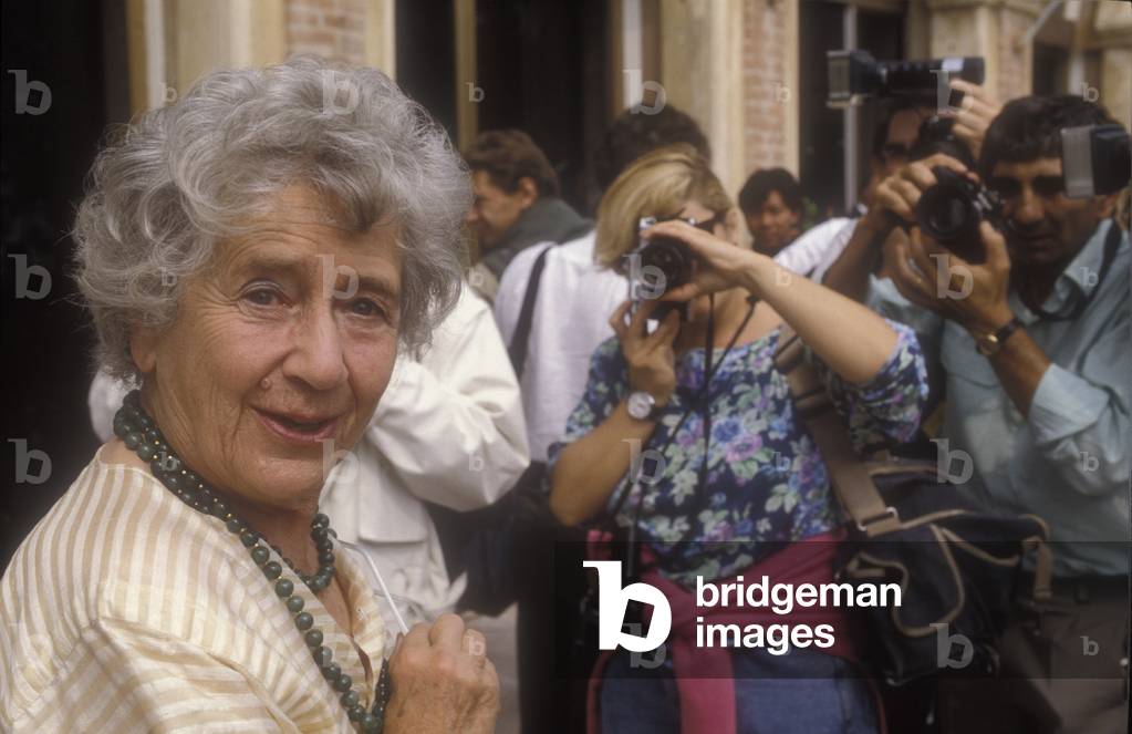 Venice Lido, Venice Film Festival 1989. British actress Peggy Ashcroft, ex aequo winner of the Volpi Cup for Best Actress for her role in 