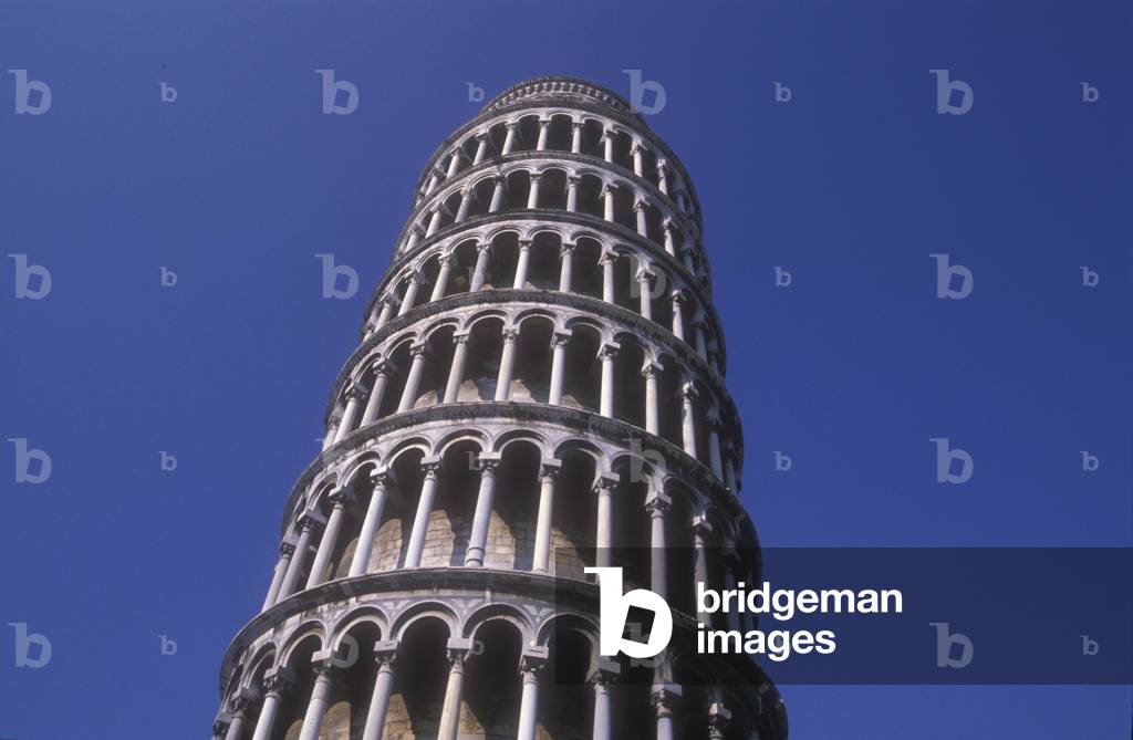 Pisa leaning tower