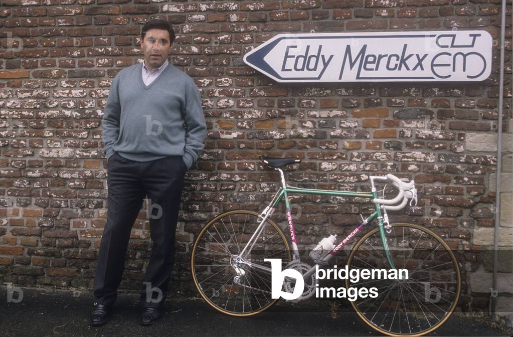 Brussels, 1990. Former cycling champion Eddy Merckx in his bicycle factory/Brussels, 1990. L'ex campione di ciclismo Eddy Merckx nella sua fabbrica di biciclette -