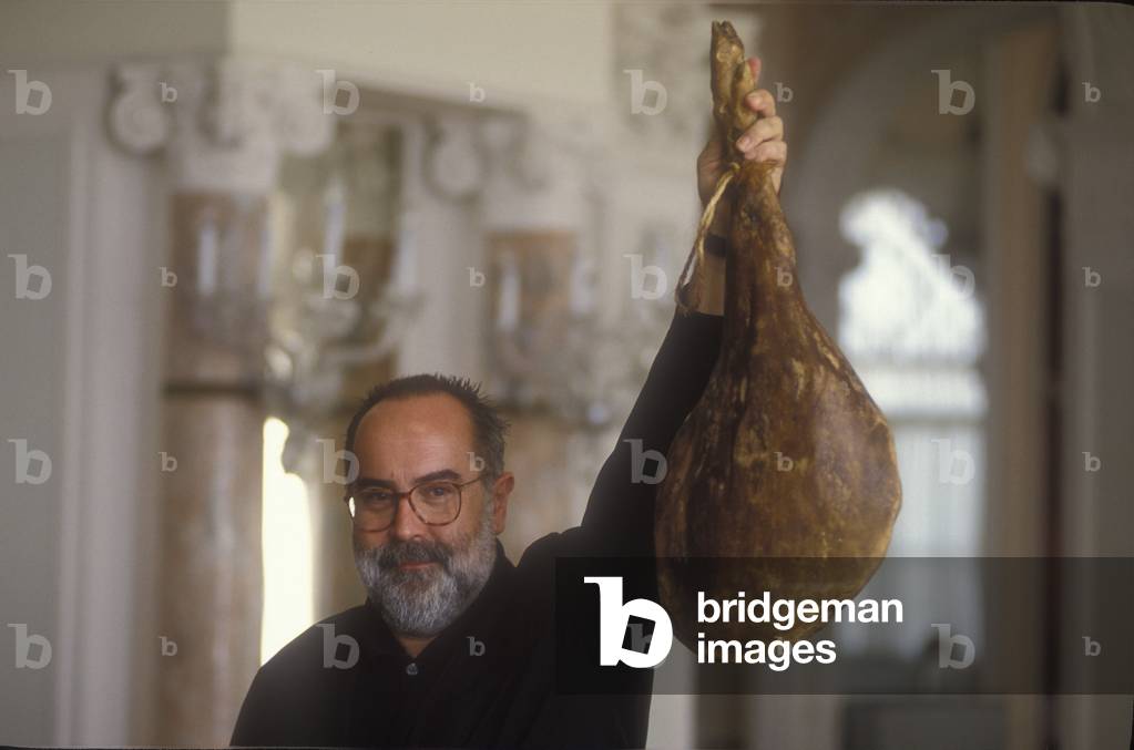 Venice Lido, Venice Film Festival 1992. Spanish director Bigas Luna, in competition with his movie “” Jamon Jamon””” (Ham, Ham)/Lido di Venezia, Mostra del Cinema di Venezia 1992, Il regista spagnolo Juan Jose Bigas Luna, in concorso con il film “” Jamon jamon”” (Prosciutto prosciutto) -