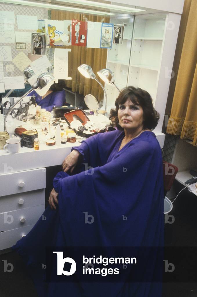 Portuguese fado singer Amalia Rodriguez (about 1980) (photo)