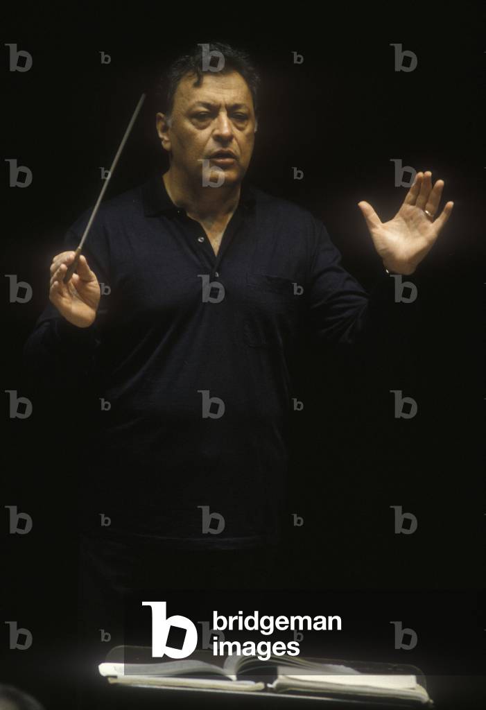 Rome, 1995. Music conductor Zubin Mehta during a rehearsal/Roma, 1995. Il direttore d'orchestra Zubin Mehta durante una prova -