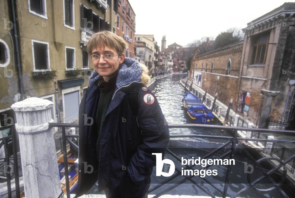 Venice, 1998 Italian writer Susanna Tamaro/Venezia, 1998.