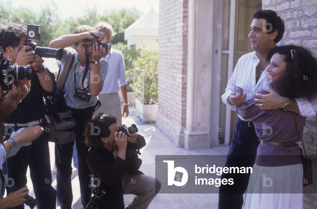 Placido Domingo and Julia Migenes Johnson