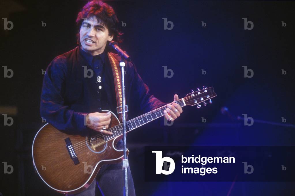 Italian rock singer-songwriter LLuciano Ligabue (1991)/Il cantante Luciano ligabue (1991) -