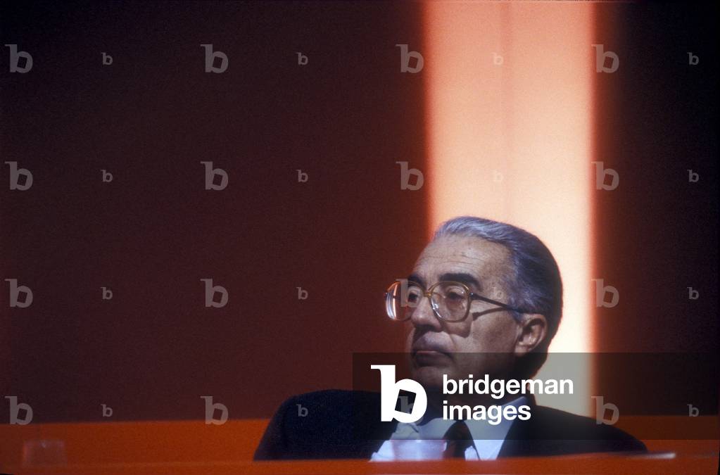 Italian politician Armando Coossutta at the XXth Rimini congress in February 1991, when the Italian Communist Party changed its name to the Democratic Party of the Left/Il politico Armando Cossutta al XX¡ Congresso del PCI-PDS che si tenne a Rimini nel 1991, quando il Partito Comunista Italiano divenne Democratico (PDS)