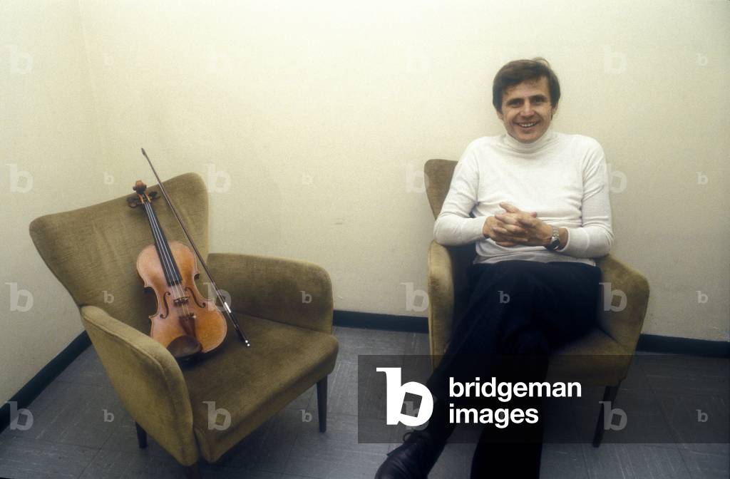 Italian violinist Uto Ughi (about 1980)/il violinista Uto Ughi (1980 circa) -