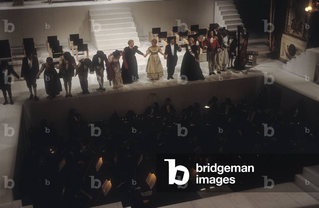 Pesaro, August 18, 1984. Rossini Opera Festival. Staging of “” Il viaggio a Reims”” (The July to Reims) by Gioacchino Rossini. This is the first performance of that opera, staged by Luca Ronconi and conducted by Claudio Abbado, after the reconstruction of its manuscript, assumed lost, in the 1970s/Pesaro, 18 August 1984. Rossini Opera Festival. Messa in the scene of “” Il viaggio a Reims”” by Gioacchino Rossini. E 'la prima rappresentazione dell'opera, con la regia di Luca Ronconi e la direzione d'orchestra di Claudio Abbado, dopo il ritrovamento e la ricomposizione negli anni '70 del suo manoscritto che si credeva perduto -