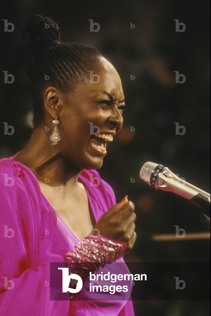 Positano (Salerno), 1987. American opera singer Shirley Verrett performing a recital/Positano (Salerno), 1987. Lirica singer Shirley Verrett lasts a recital -