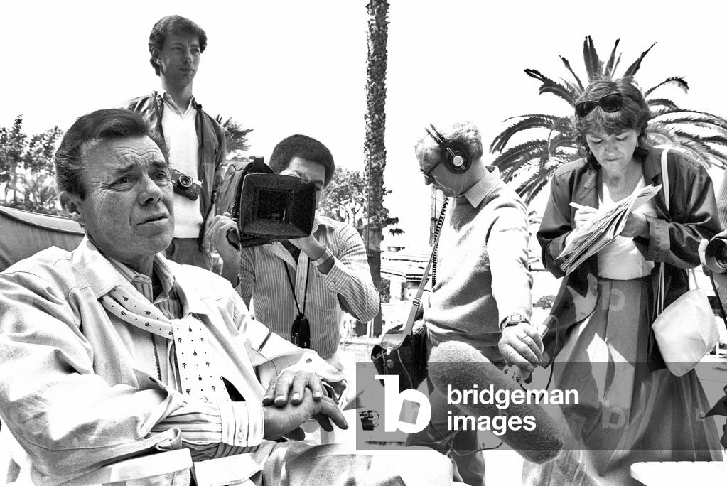 Cannes Film Festival 1984. British actor Dirk Bogarde, president of the jury/Festival del Cinema di Cannes, 1984. L'attore Dirk Bogarde, presidente della giuria -