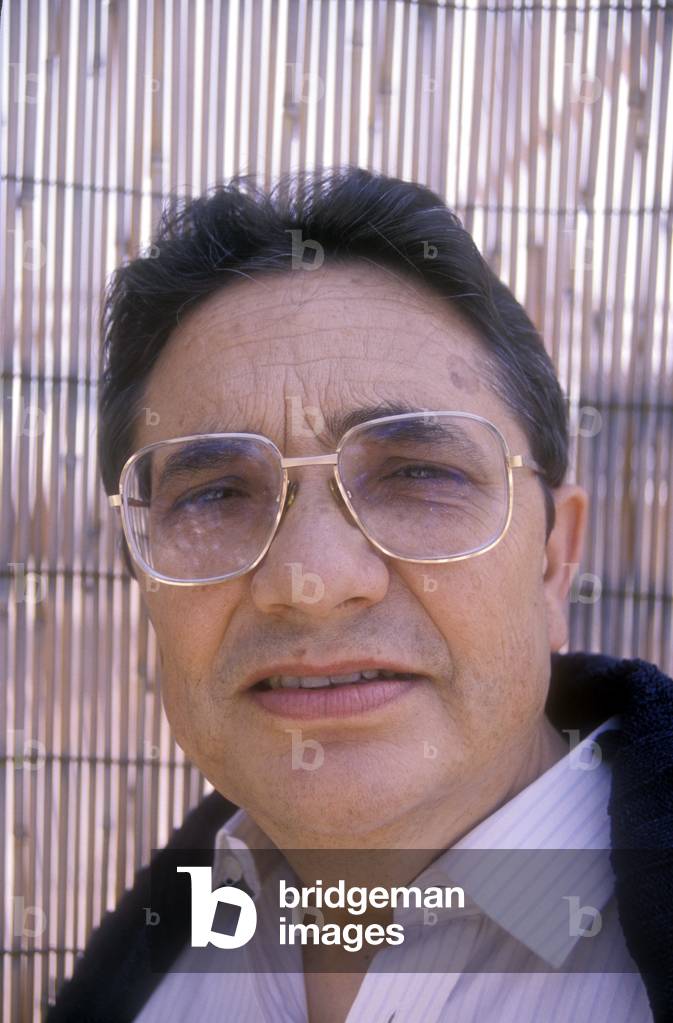 Italian writer Salvatore Mannuzzu, 1989 (photo)