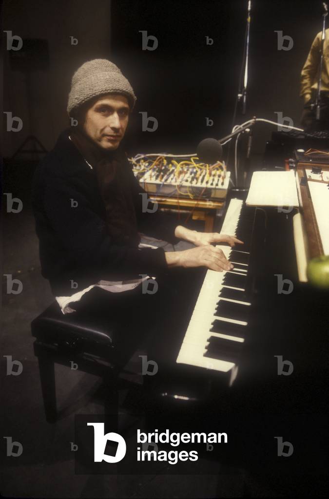 Rome, 1980. Composer Alvin Curran during a rehearsal/Roma, 1980. Il composer Alvin Curran durante una prova -