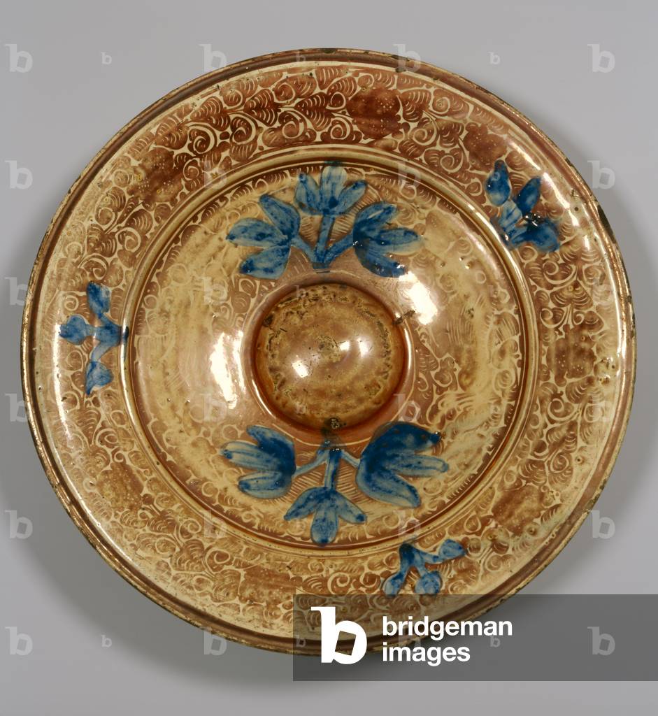 Dekorierte Schale mit blauen Blumen, maurisch (Fayence)