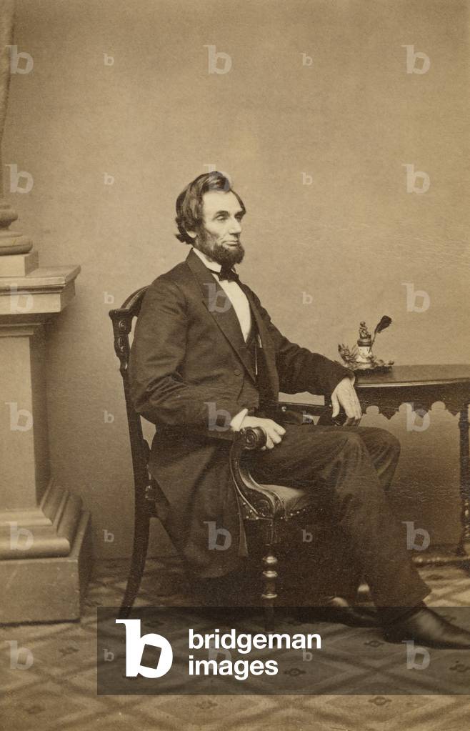 Abraham Lincoln carte-de-visite (b/w photo)