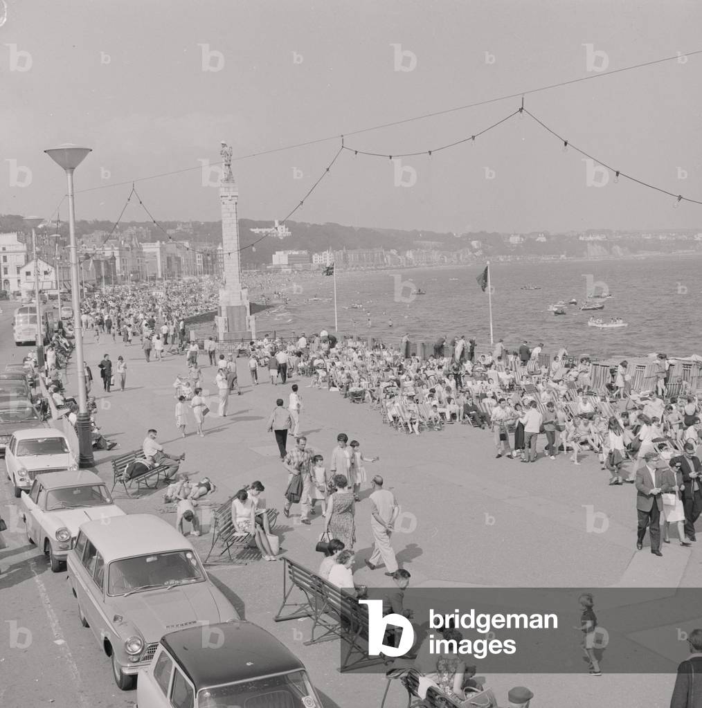 Douglas Promenade, September 1966 (b/w photo)