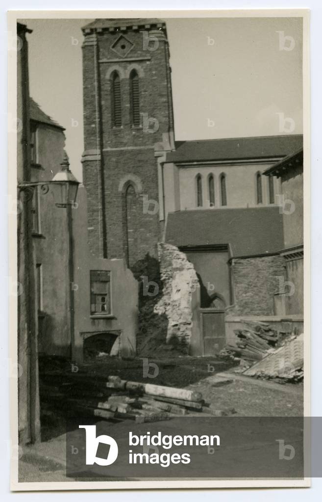 Demolition of no.2 St Barnabas' Square, Douglas, Isle of Man, 1932-34 (b/w photo)