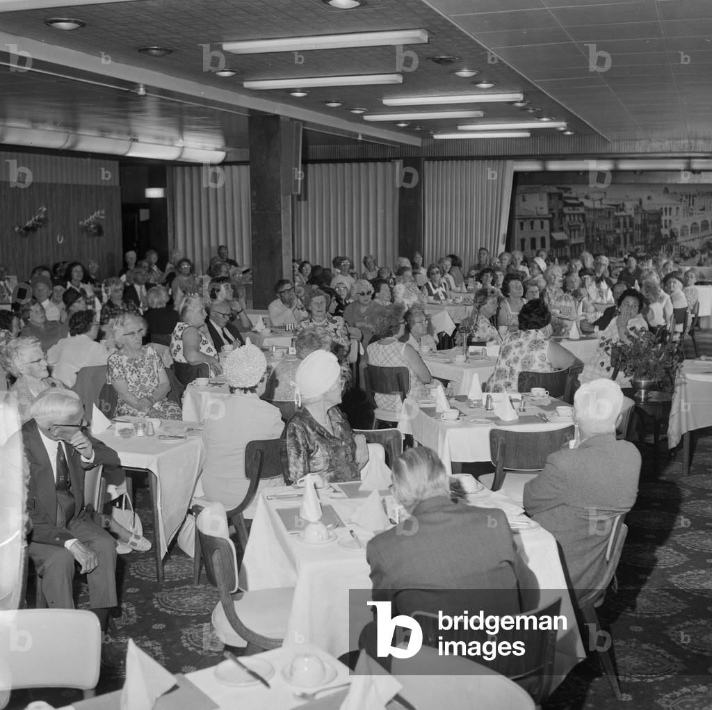 World Manx at Castle Mona, Isle of Man, July 1977 (b/w photo)